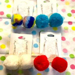 🤩4 Pairs Fashion Yarn Pom Pom Earrings😍🤩